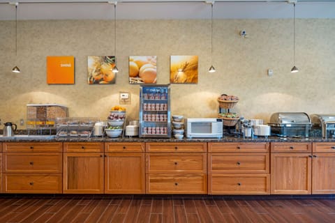 Free daily self-serve breakfast