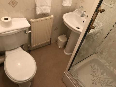 Single Room, Ensuite | Bathroom