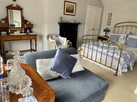 Superior Double Room, 1 Double Bed | Individually decorated, individually furnished, iron/ironing board