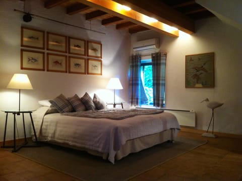 Double Room, Fireplace | Individually decorated, individually furnished, desk, laptop workspace