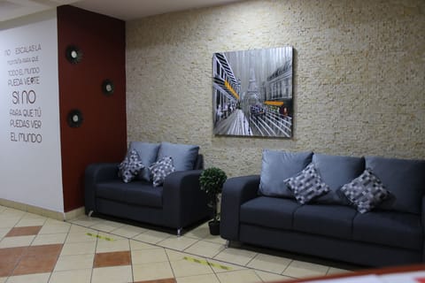 40-inch LED TV with cable channels, TV