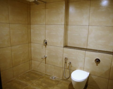 Premium Room | Bathroom shower