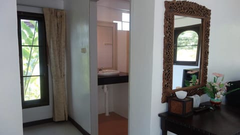 Villa with Sea View | In-room safe, desk, free WiFi, bed sheets