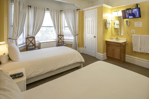 Twin Room, Shared Bathroom