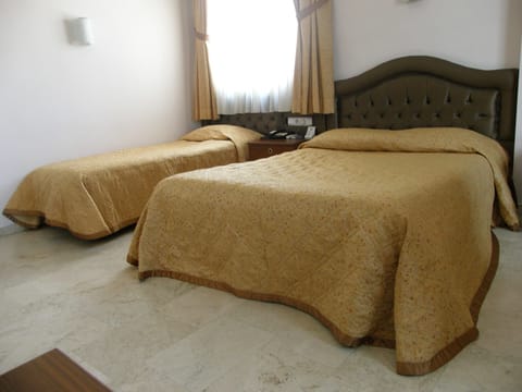 Double or Twin Room | Free WiFi, bed sheets