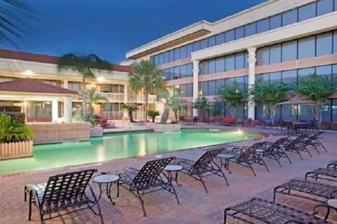 Seasonal outdoor pool, sun loungers