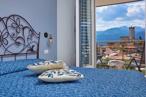 Superior Double Room, Balcony | Frette Italian sheets, Select Comfort beds, in-room safe