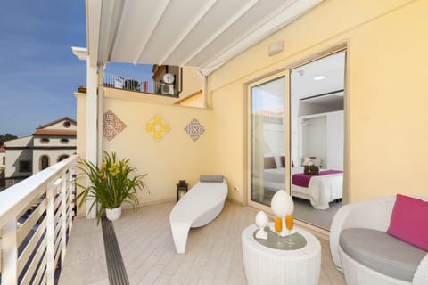 Deluxe Double Room, Terrace | Terrace/patio