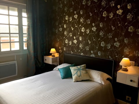 Standard Double Room | Free WiFi, wheelchair access