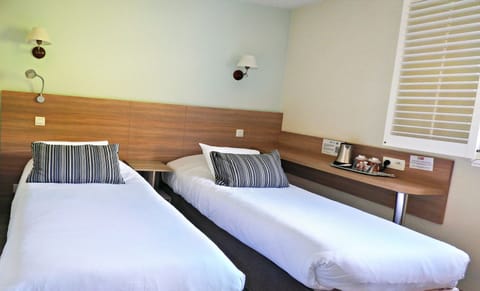 Twin Room | In-room safe, desk, iron/ironing board, free WiFi