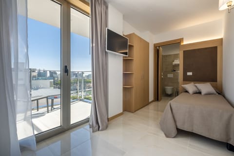 Family Suite, 2 Bedrooms, Connecting Rooms, Lagoon View (2 bathrooms) | Egyptian cotton sheets, hypo-allergenic bedding, down comforters