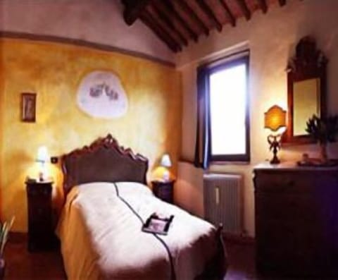 Desk, blackout drapes, iron/ironing board, cribs/infant beds