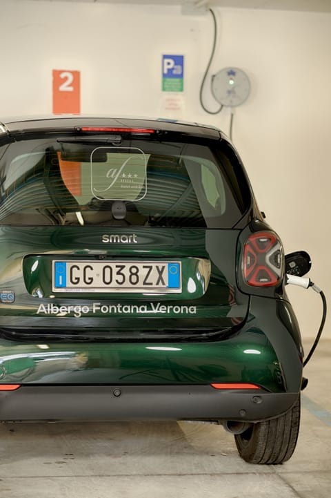 Self parking (EUR 10 per day)