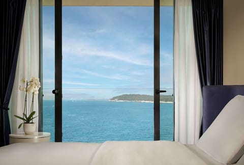 Suite, Sea View (Grand Brioni) | Premium bedding, in-room safe, desk, laptop workspace