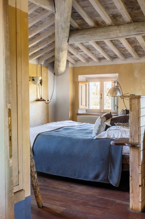 Luxury Suite, 1 King Bed | View from room