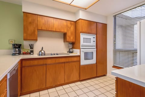 Suite, 2 Bedrooms | Private kitchen | Full-size fridge, microwave, oven, stovetop