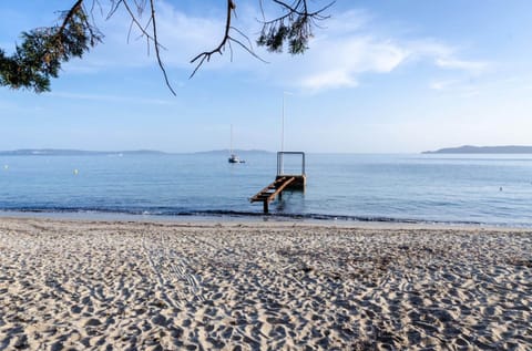 Beach nearby, sun loungers, beach umbrellas, beach towels