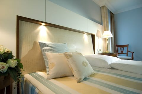 Single Room (Elegance) | Premium bedding, minibar, in-room safe, desk