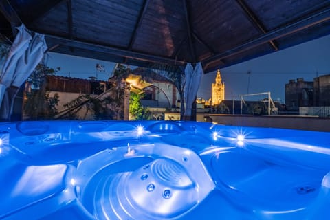 Indoor spa tub