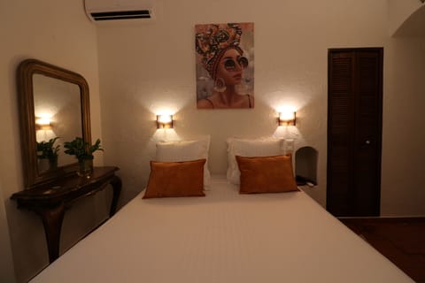 Standard Double Room, Ensuite, Garden View (n°6 - 1er étage) | Blackout drapes, soundproofing, bed sheets