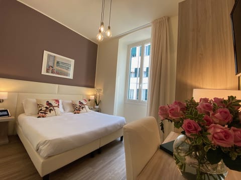 Superior Double Room | Minibar, in-room safe, desk, free WiFi