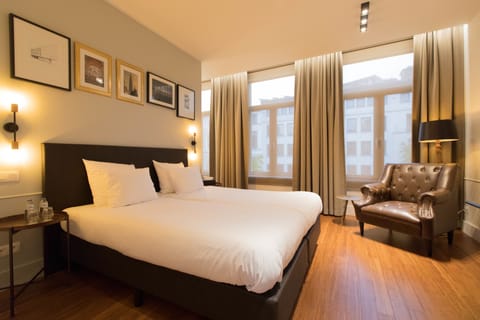 Executive Double Room | Premium bedding, in-room safe, desk, free WiFi