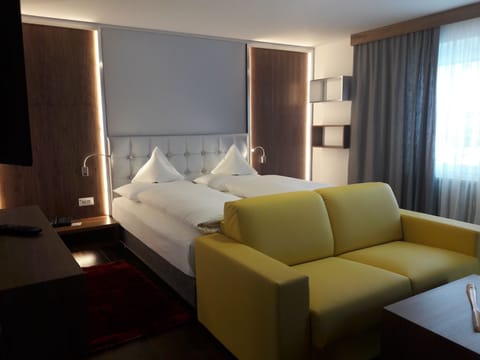 Suite, 1 Bedroom, Sauna | In-room safe, cribs/infant beds, free WiFi, bed sheets