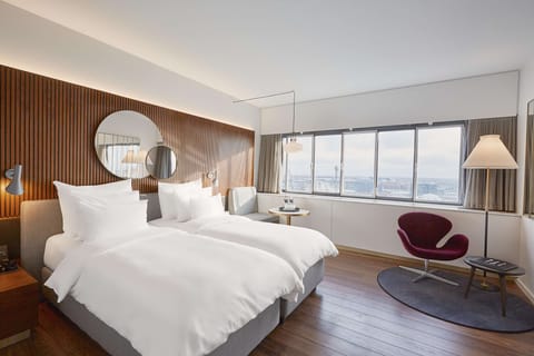 Superior Room (Tivoli View) | Hypo-allergenic bedding, minibar, in-room safe, blackout drapes