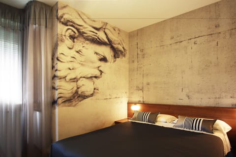 Double or Twin Room | Frette Italian sheets, premium bedding, down comforters