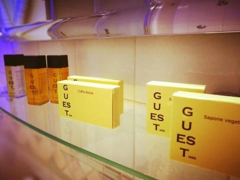 Shower, free toiletries, hair dryer, towels