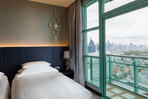 Grand Deluxe Twin City View | Premium bedding, down comforters, minibar, in-room safe