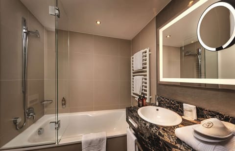 Classic Twin Room | Bathroom | Designer toiletries, hair dryer, bathrobes, slippers