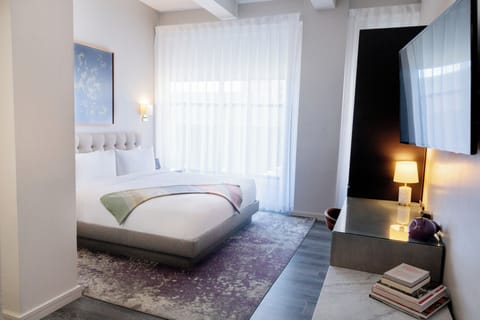 Loft (Stanton) | Premium bedding, down comforters, Tempur-Pedic beds, minibar