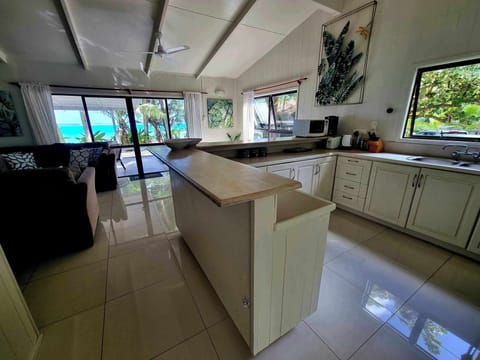 Superior Bungalow, 2 Bedrooms, Lagoon View, Beachfront | Private kitchen | Full-size fridge, microwave, oven, stovetop