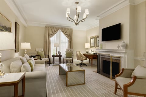 Presidential Suite, 1 King Bed (Best view) | Premium bedding, pillowtop beds, in-room safe, individually decorated