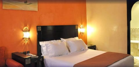 Single Room | In-room safe, rollaway beds, free WiFi, bed sheets