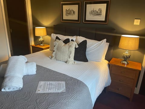 Standard Double Room | 1 bedroom, Egyptian cotton sheets, premium bedding