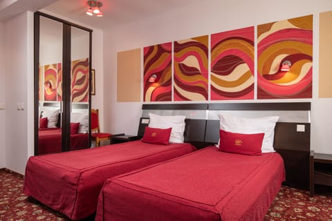 Standard Room (without Balcony) | Egyptian cotton sheets, in-room safe, individually decorated