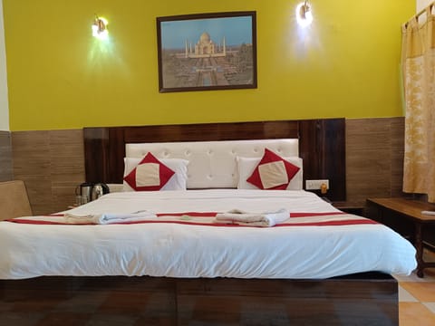 Standard Room (AC) | Premium bedding, in-room safe, free WiFi