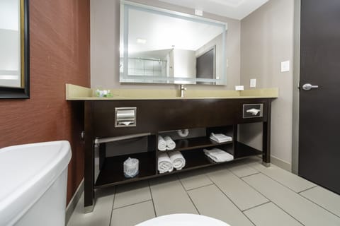 Free toiletries, hair dryer, towels