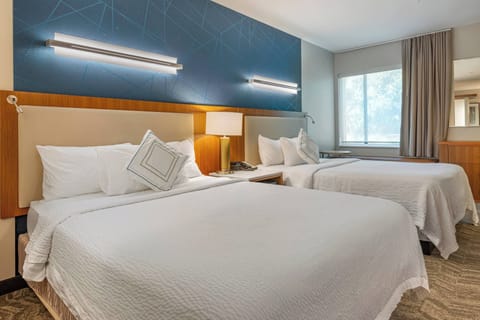 Studio, Multiple Beds | Premium bedding, down comforters, pillowtop beds, desk