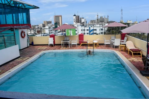 Outdoor pool, sun loungers