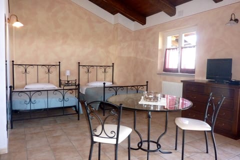 Classic Twin Room, Multiple Beds | In-room safe, desk, iron/ironing board, free cribs/infant beds