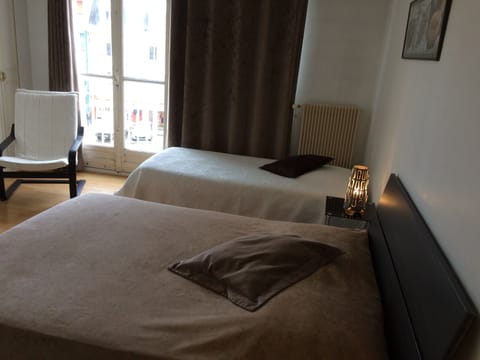 Triple Room, Balcony | Premium bedding, blackout drapes, free WiFi, bed sheets