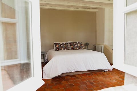 The Friends Room | Iron/ironing board, free WiFi