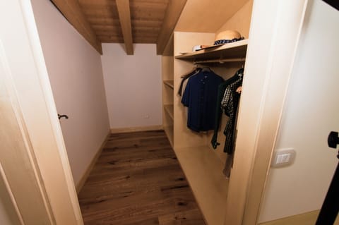 Exclusive Suite (Orchidea) | Frette Italian sheets, premium bedding, down comforters, pillowtop beds