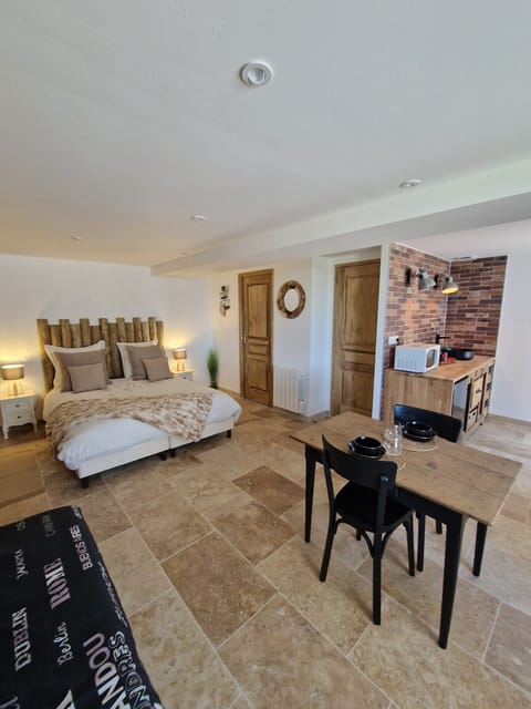 Quadruple Room | Individually decorated, individually furnished, desk, blackout drapes