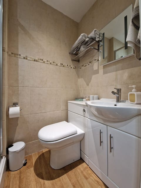 Double Room | Bathroom