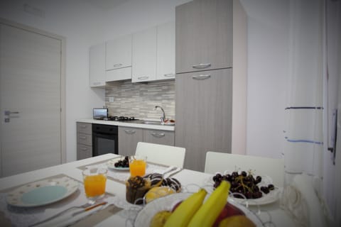 Deluxe Apartment, 1 Bedroom | Private kitchen | Fridge, oven, stovetop, dishwasher