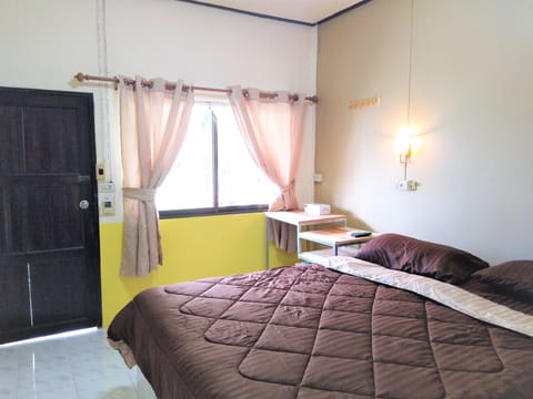 Standard Double Room | Free WiFi